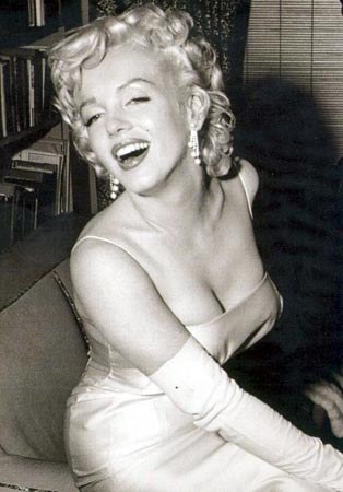 Marilyn Monroe - marilyn-monroe-20050822-64329.jpg